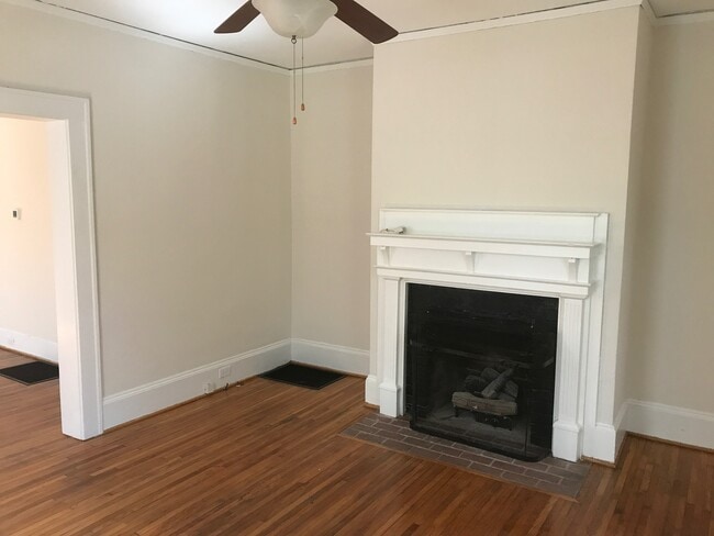 Photo - Cute 2 Bedroom Duplex in Plaza Midwood!