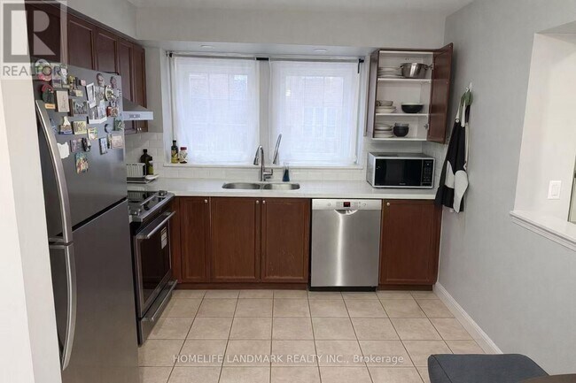 Photo - 50 Strathaven Dr