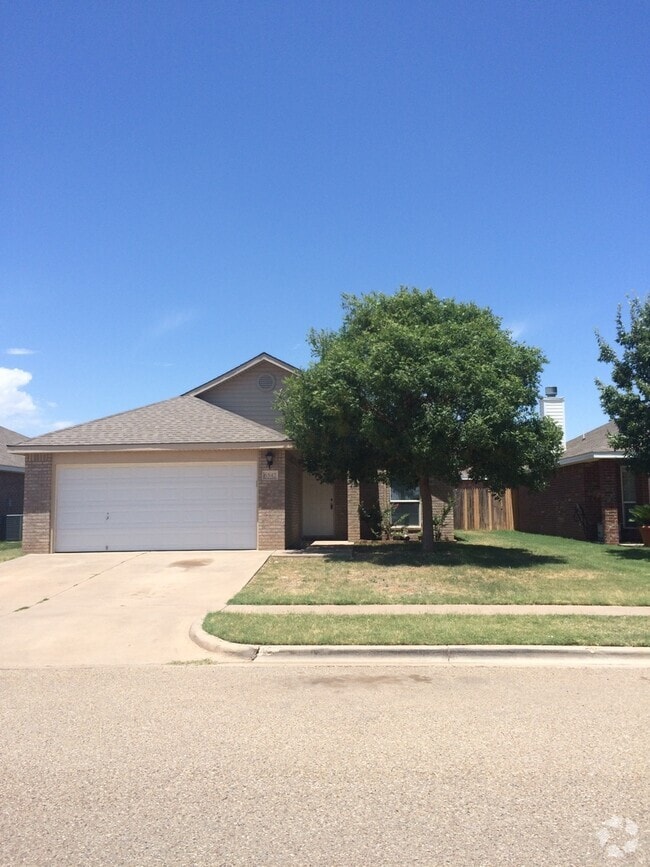 Building Photo - South Lubbock Rental