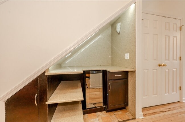 Wet Bar - 130 W 132nd St Unit Triplex