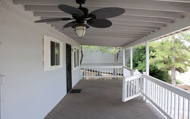 407 Hill Ave