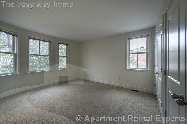 Photo - 110 Second St Unit #111 Unidad #111