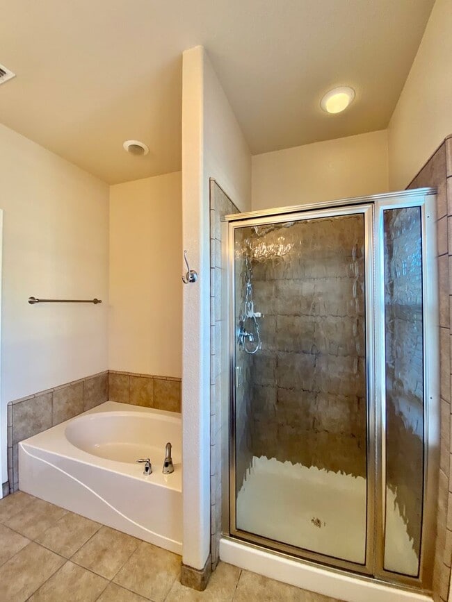 Photo - 329 Messina Terrace