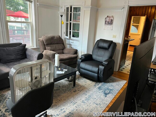15 Curtis Ave Unit 1