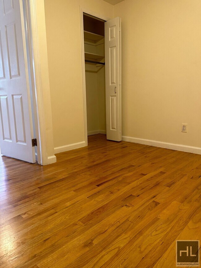 Photo - MOTT STREET Unit 2R