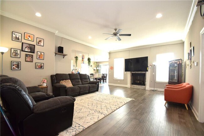 Photo - 3609 SW Mistletoe Ave
