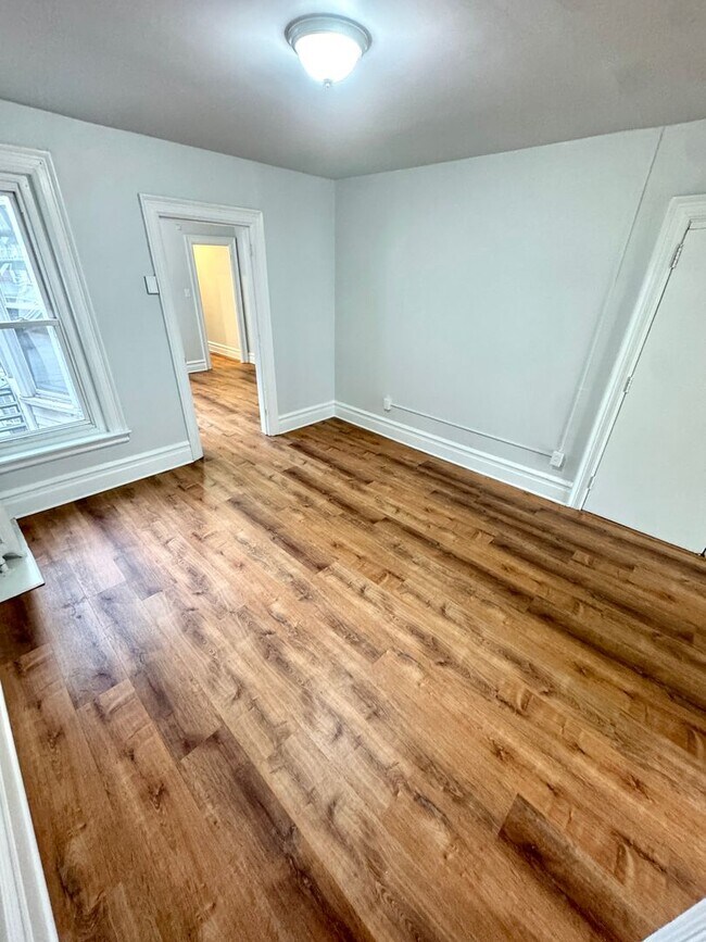 Photo - 1620-1/2 W Chew St Unit 2