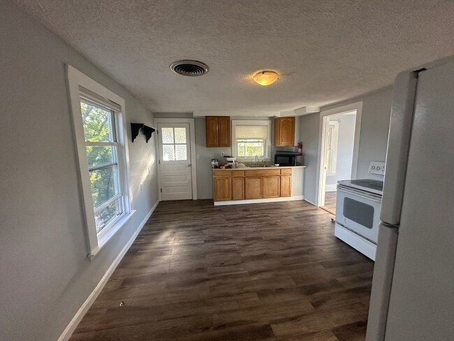 Photo - 24 N Main St Unit 3