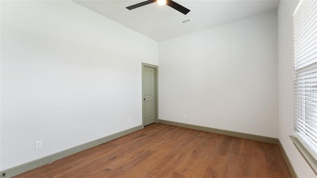 Photo - 1221 Mammoth St
