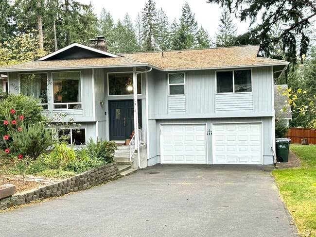 Building Photo - Charming 1-Bedroom 1 bath duplex in Gig Harbor