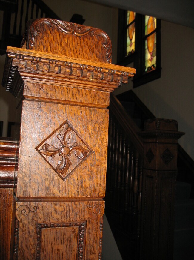 Stair post - 618 S Farwell St Unit East Tower Apartment