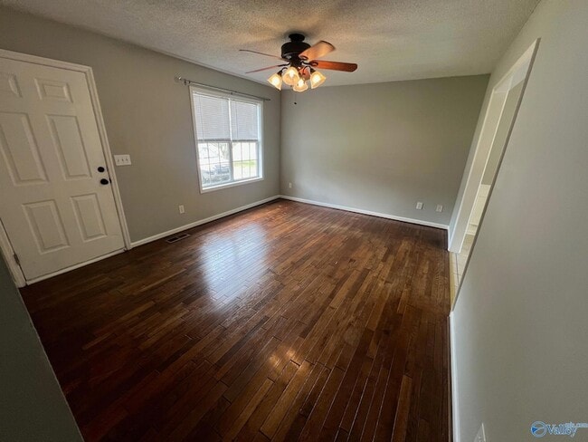 Photo - 113 Quiet Ln