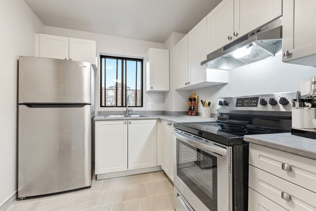 Photo - Saratoga Place