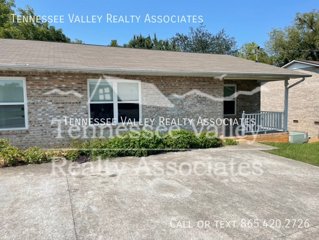 Photo - 800 Kirk Ave