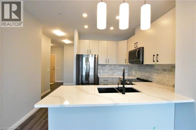 Photo - 104 Garment St Unit 1601