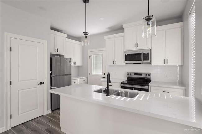 Photo - 504 N Onyx Ave Unit 3