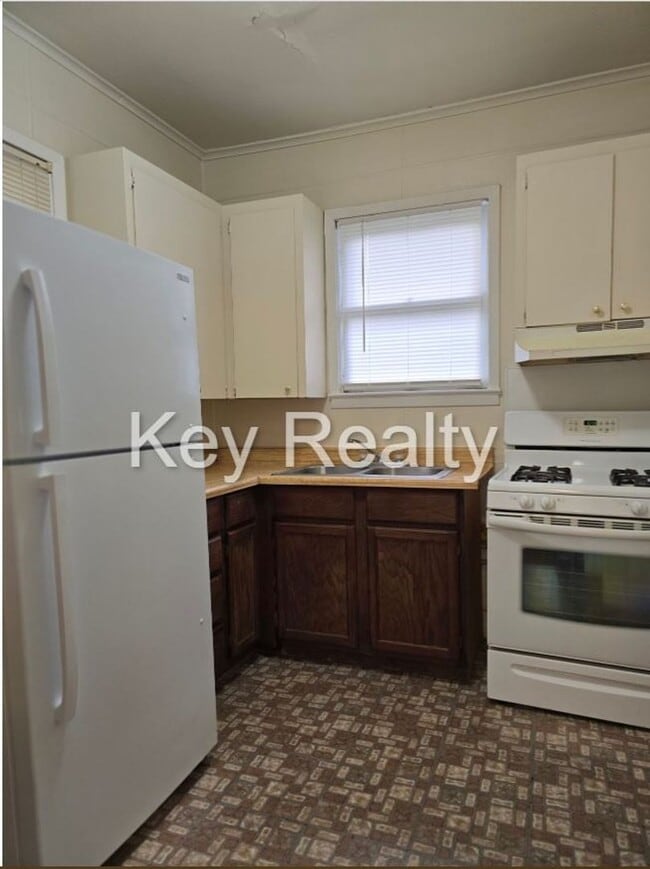 Photo - 2307 1/2 A Elliott St. - Alexandria - Upst...