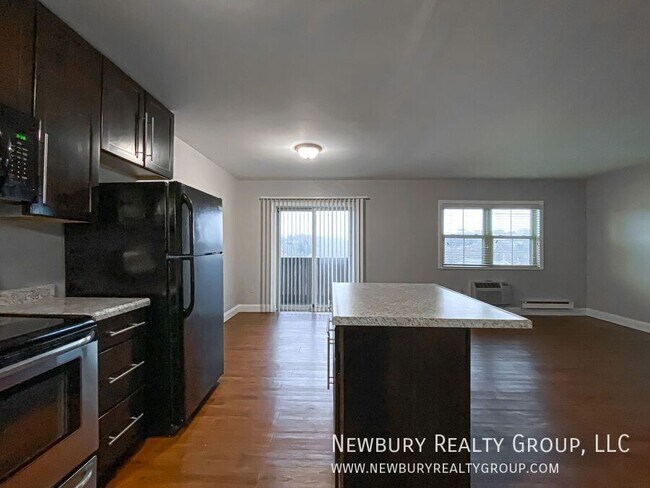 Building Photo - 1816 Chessland St Unit Apt. 5