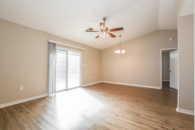 Photo - 3544 Lake Eleanor Dr