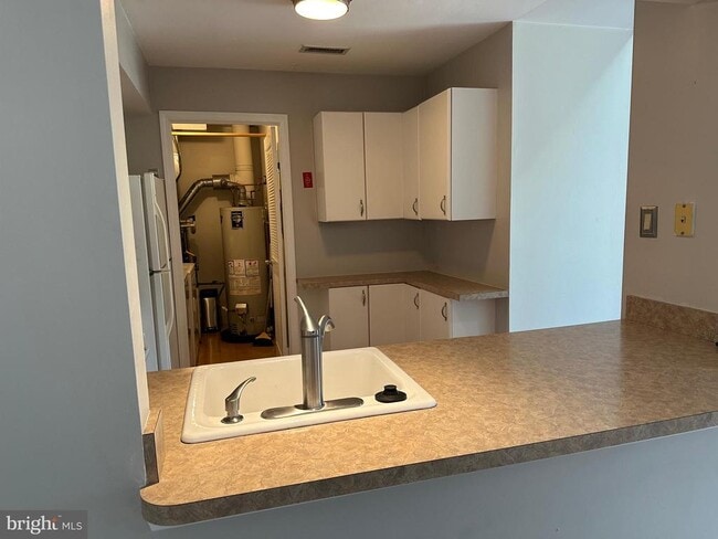 Photo - 1908 Society Pl