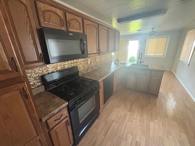 Photo - 307 S Spencer St