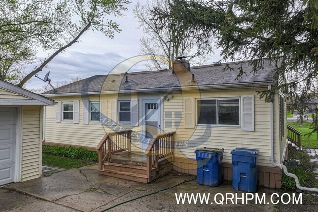 Photo - COMING SOON! May 1st! Lake Fenton Schools!