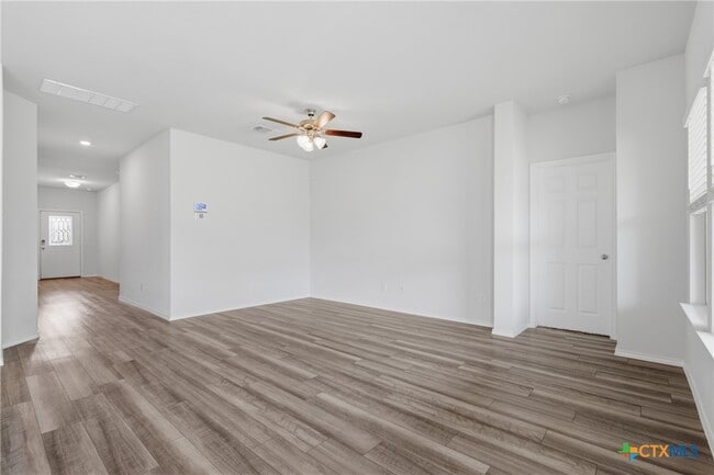 Photo - 1310 Prospector Trl