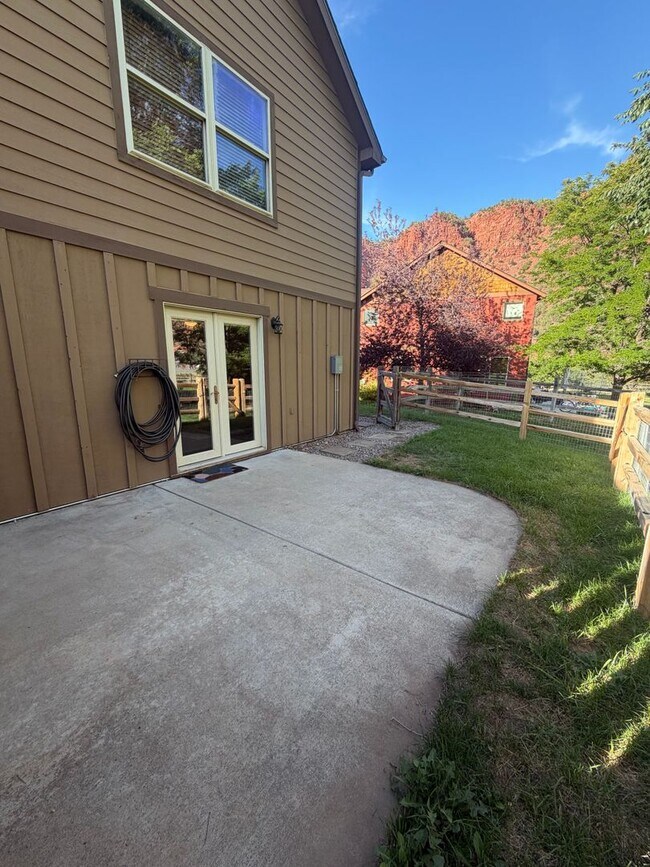 4122 Sky Ranch Dr
