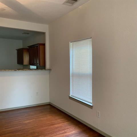 Photo - 1006 W Chestnut St