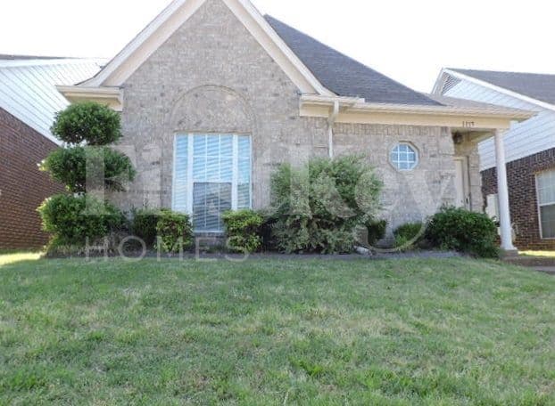 Photo - 1177 Travers Ln