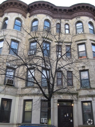 Building Photo - 448 15th St Rental