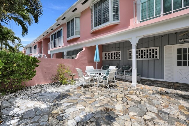 Photo - 475 Tequesta Dr Unit 16