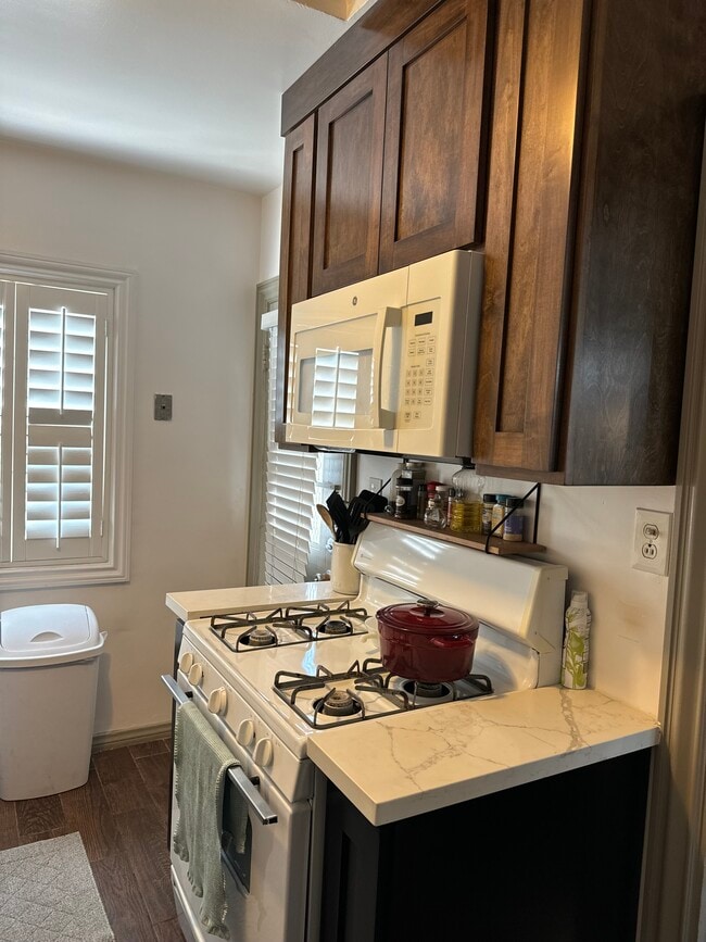 Photo - 3616 W Adams Blvd Unidad 1