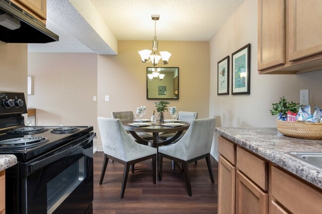 Photo - Wentworth Apartments