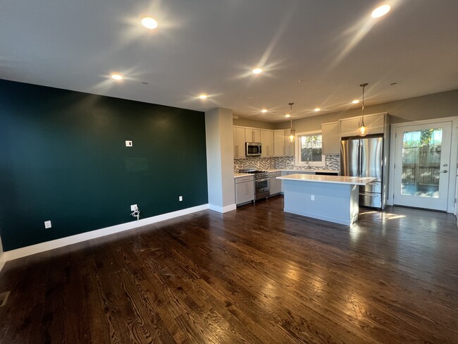 Photo - 640 Mystic Ave Townhome