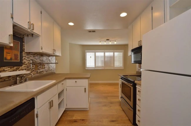 Photo - 5055 Valley Crest Dr Unit 185