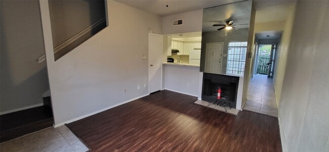 Photo - 8641 Victorian Village Dr Unit True