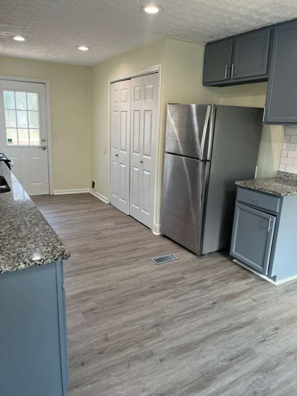 Photo - 2181 Gordon Cir