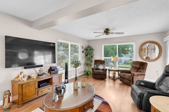 Photo - 10531 Meadow Hill Dr