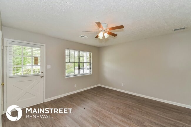 Photo - 234 Montego Cir