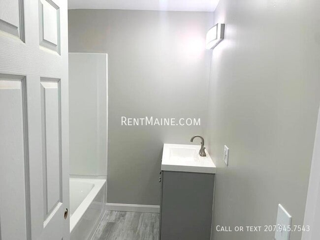 Photo - 46 Bradbury St Unit 3