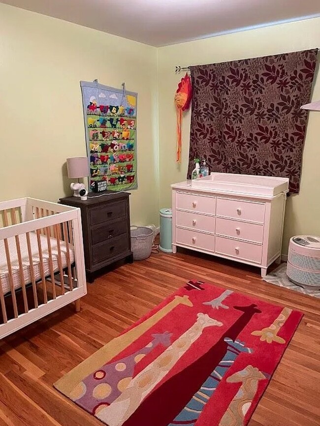 Photo - 625 Davis Ave