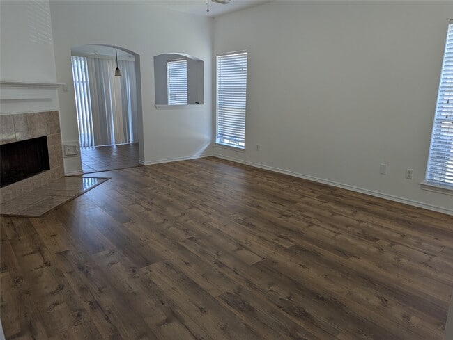 Photo - 15938 Timber Run Dr