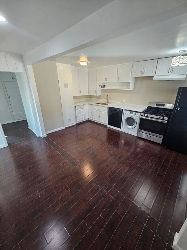 Photo - Margaret St. Unit 20809