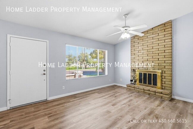 1021 W Laguna Dr