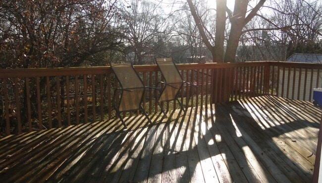Photo - 1717 Loftsgordon Ave