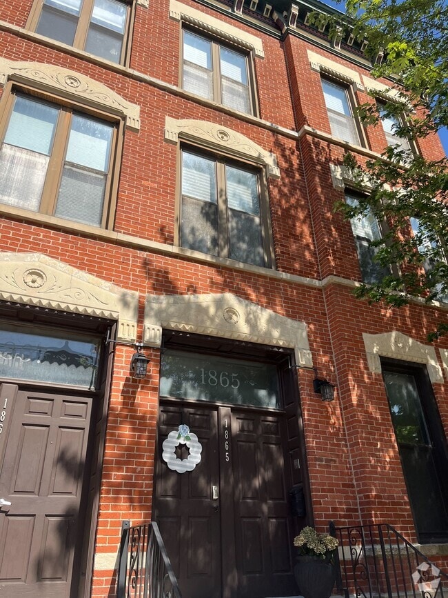 Building Photo - 1867 N Halsted St Unit 2S Rental
