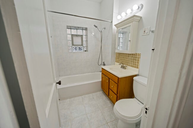 Photo - 2325 W Rice St Unit 1