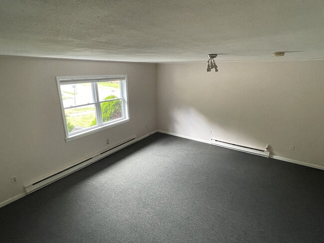 Building Photo - 137 Pennsylvania Ave