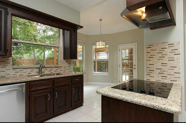 Photo - 23035 Lanham Dr